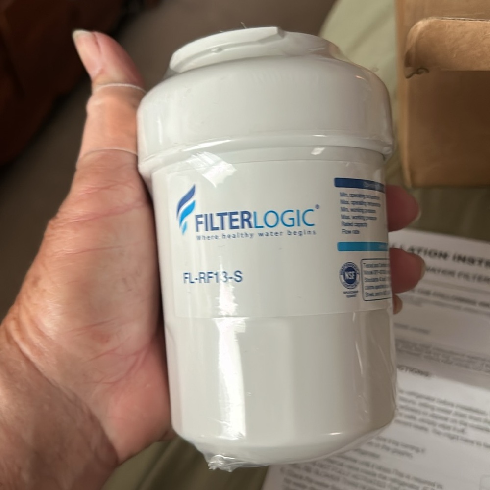 2 refrigerator water filters